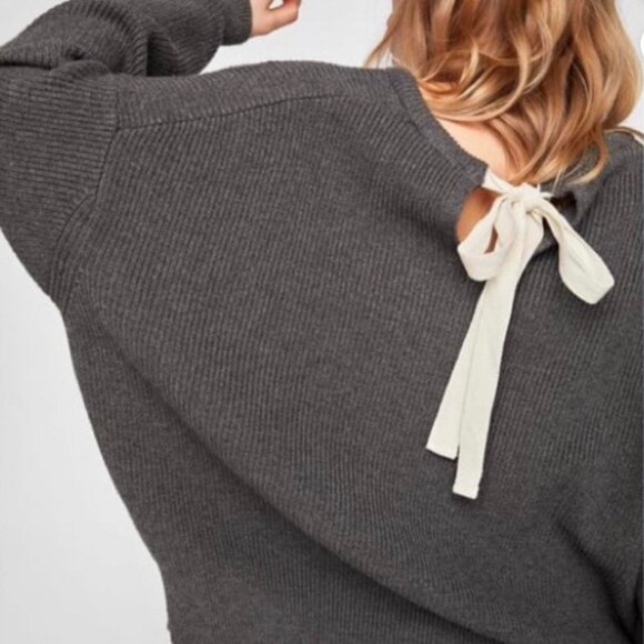 Zara Sweaters - Zara Charcoal Knit Sweater